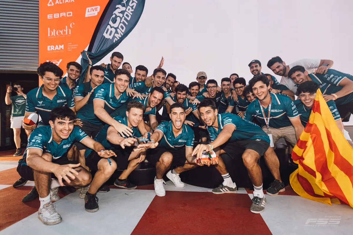 Receiving award — 1st place Autonomous Competition, Spain