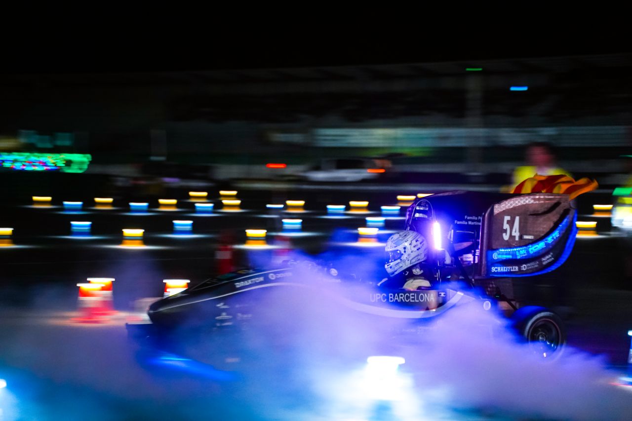 20th anniversary FSG special event at night